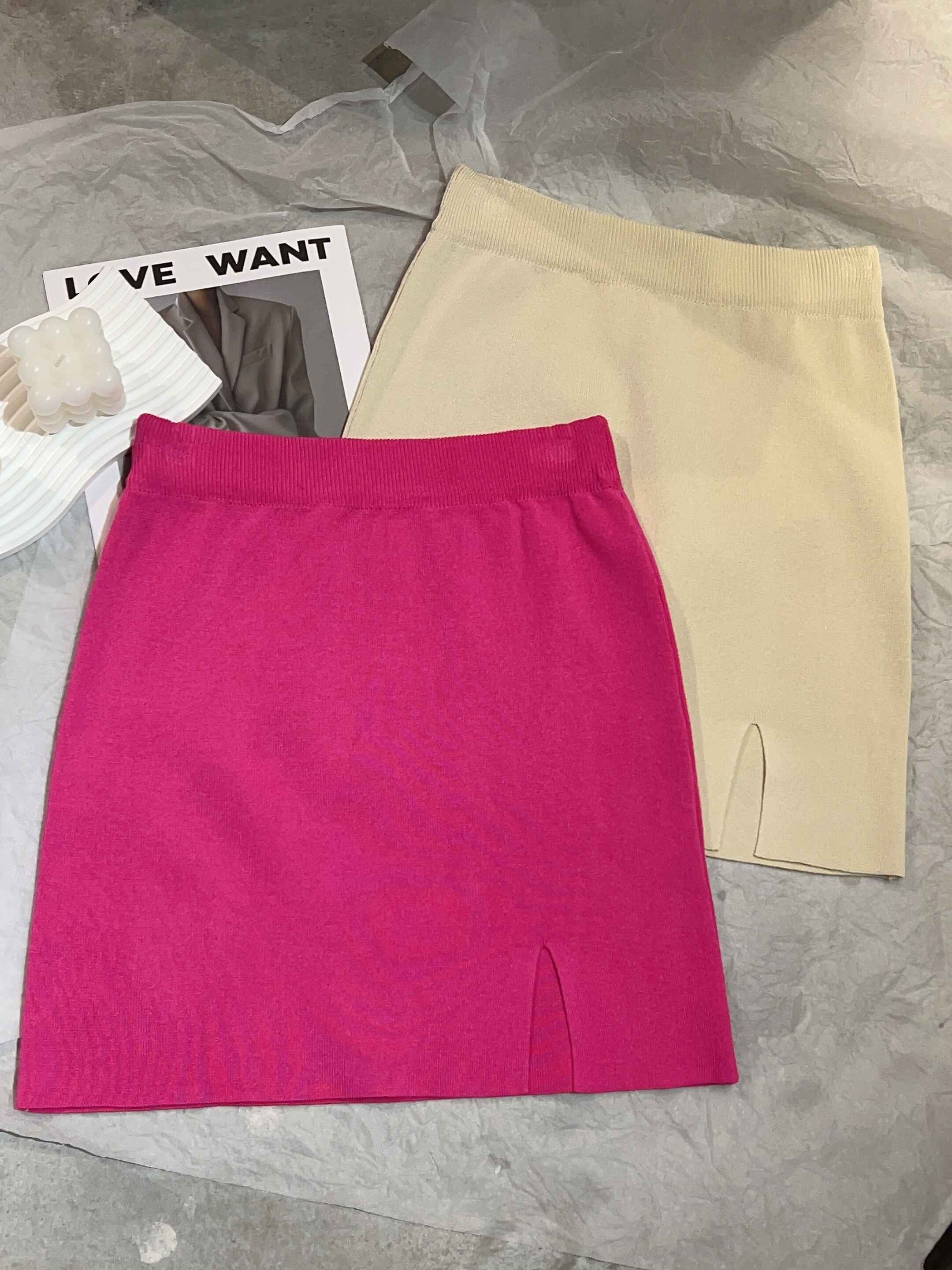 Ninestudio.9 | 针织开叉包臀裙