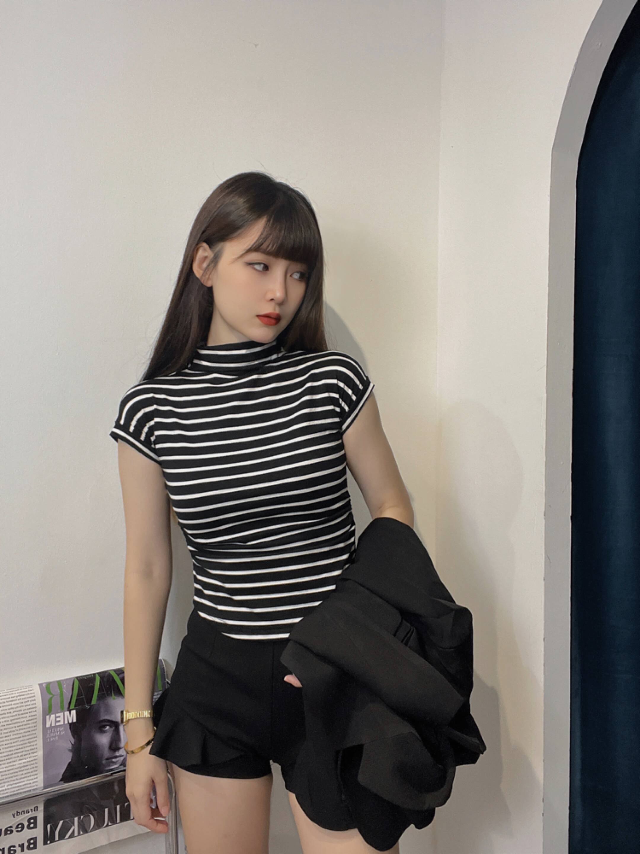 半高领出袖线条内搭 | Ninestudio.9