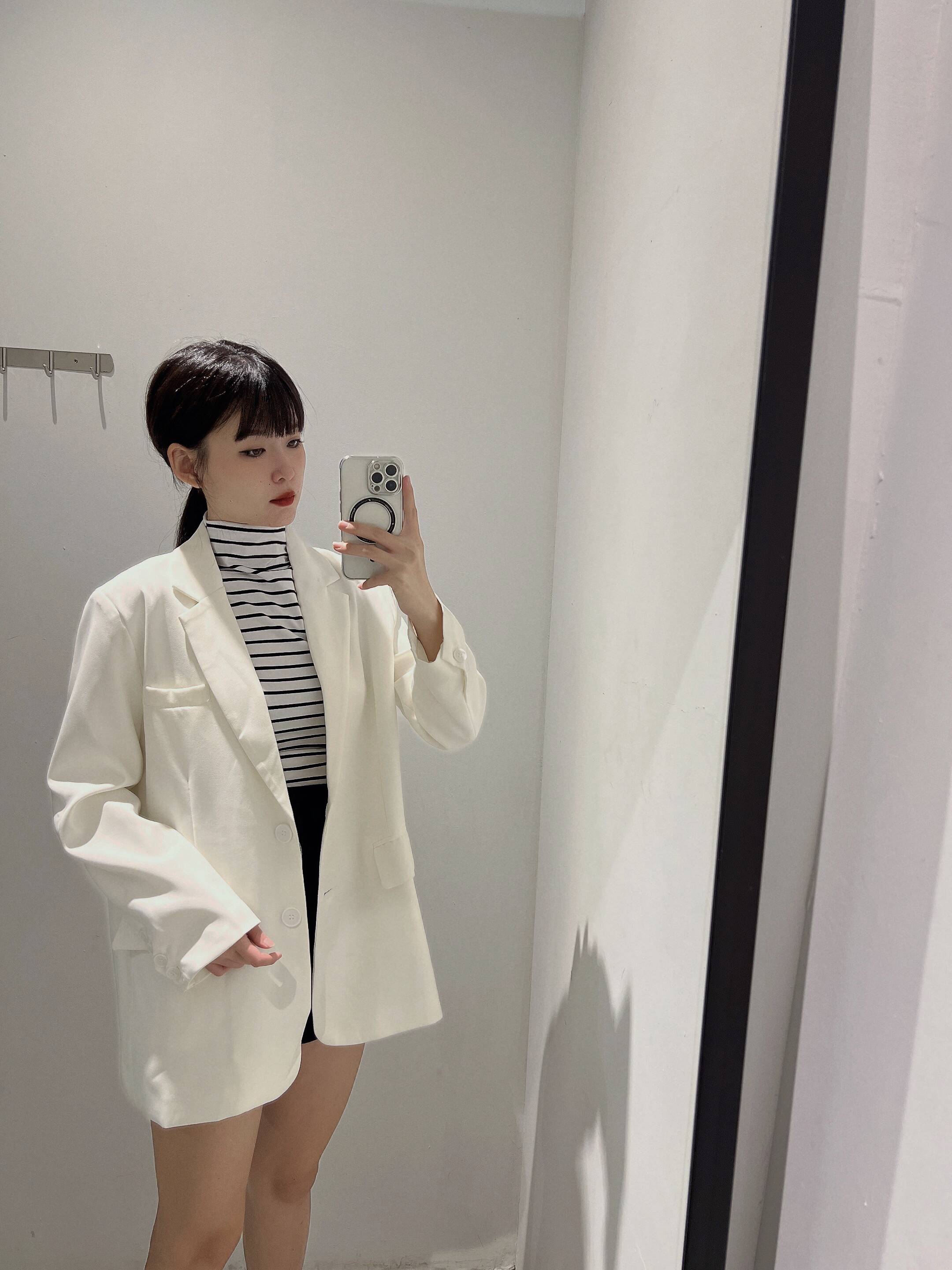 半高领出袖线条内搭 | Ninestudio.9