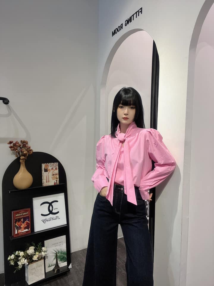 泡泡袖v领蝴蝶结长袖上衣 | Ninestudio.9