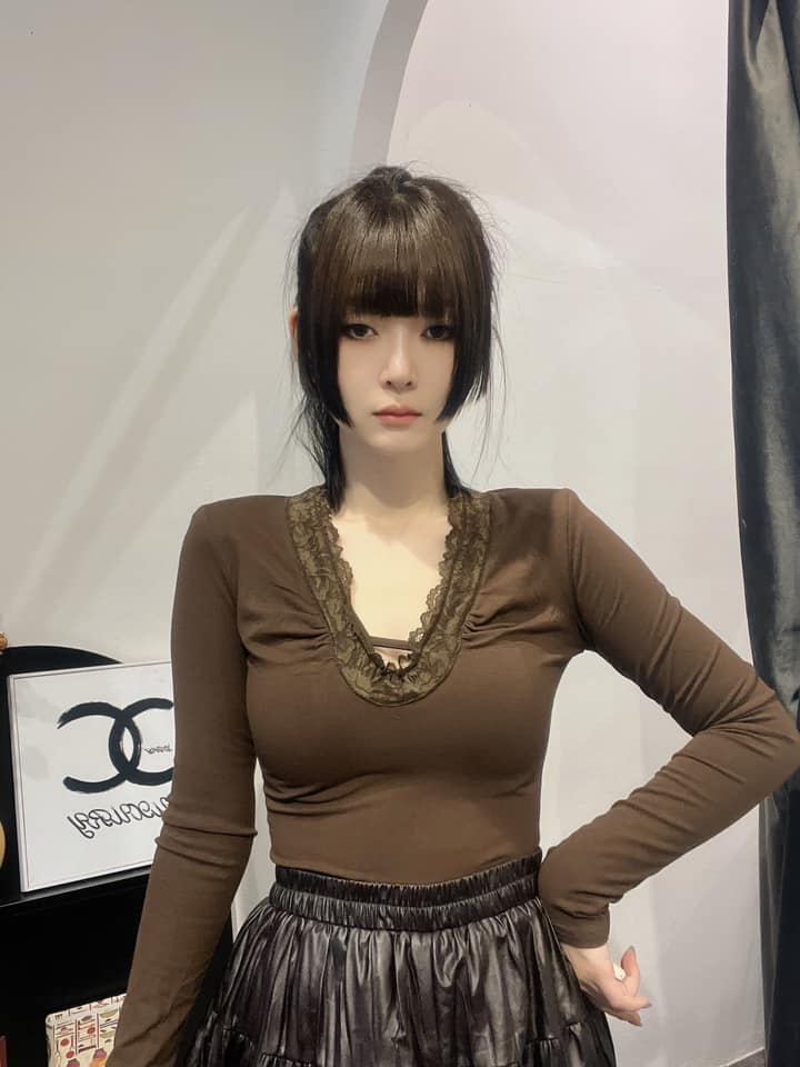 Ninestudio.9 | 辣妹风蕾丝边v领长袖上衣